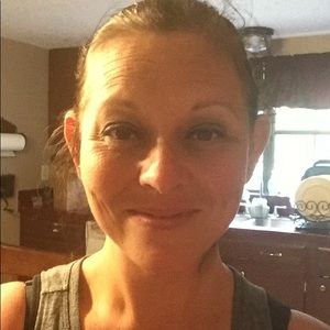 Meet your Posher, Stacy